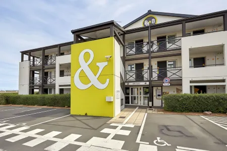 B&B Hotel Caen Sud Отели в г. Барбери