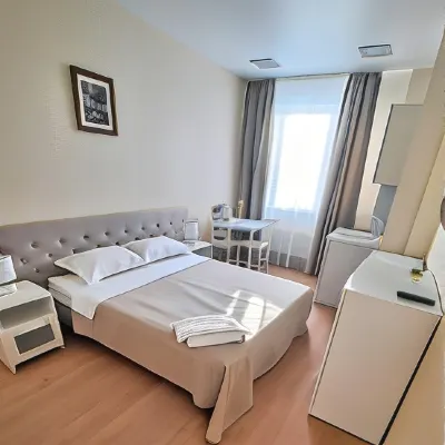 Apartments Yamal Hotels near Nojabrxsk Airport