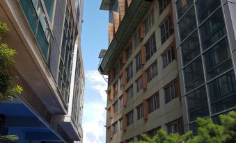 Escario Central Hotel - Housity