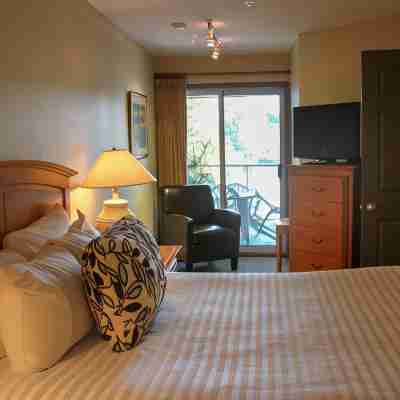 Pacific Shores Resort & Spa Rooms