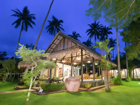 Islanda Hideaway Resort