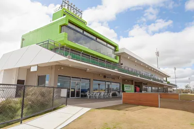 Mantra Melbourne Melton Hotels in Cobblebank