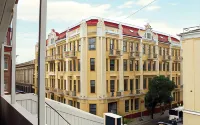Promenad Hotel