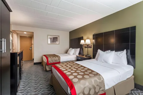 Ramada by Wyndham Newburgh/West Point فنادق في نیو وندسور