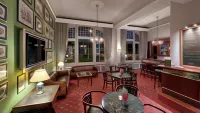 Hotel Oranien Wiesbaden - parking
