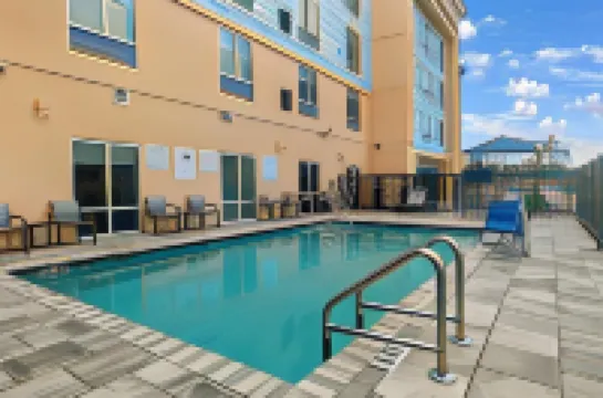 Holiday Inn Express & Suites NOKOMIS - SARASOTA SOUTH by IHG Hotels in Nokomis