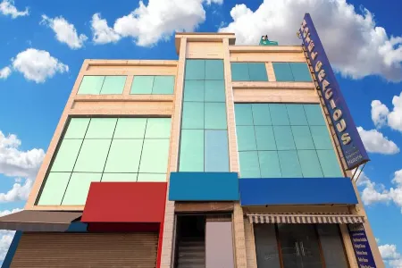 Gracious by Vishesh Hotels & Home Stay