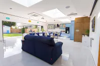 Legoland Heathrow Windsor Apartment Hotel Hotels in Colnbrook