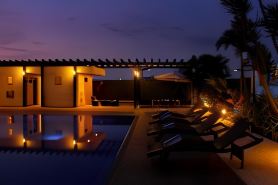 Hotel Trinitarias Suites