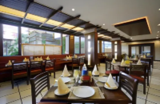 Express Towers Hotel