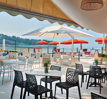 Hotel Riviera & Maximilian's