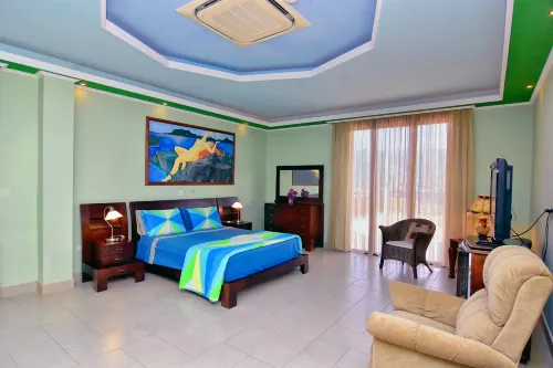 Amazing Luxury Villa, Enormous Heated Pool Jacuzzi, Gym, Games Room in Paphos, - Villas