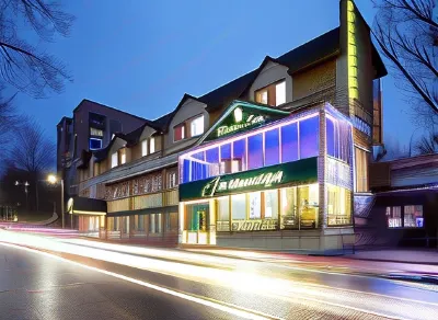 Kroshka Enot Hotel Hotels near Ski Stadium