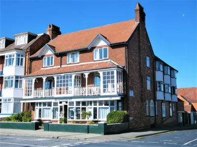 Beach Court Holiday Apartments