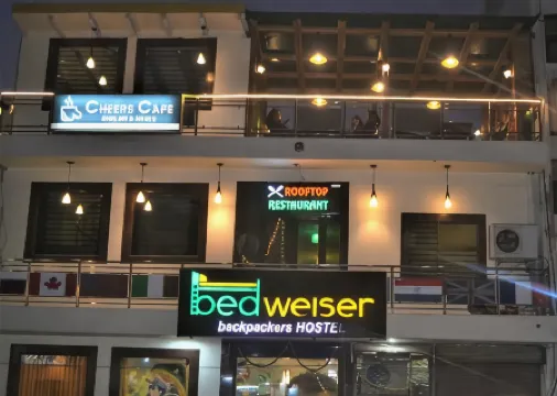Bedweiser Backpackers Hostel