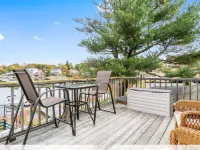 WATERFRONT 1BDRM SPACIOUS STUDIO APARTMENT