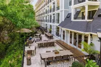 The Inn at Saratoga, Tapestry Collection by Hilton Hotels in Saratoga