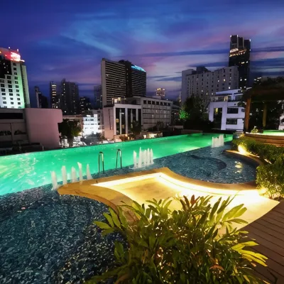 ذا ريتش ريزيدنس سوخومفيت نانا Hotels near شارع العرب