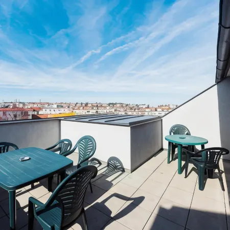 Family Apartments Praha 6 Отели рядом с достопримечательностью «Белая гора»