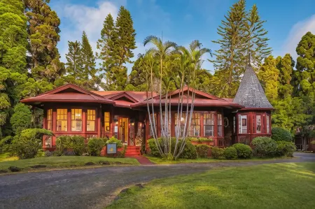 Volcano Village Estates