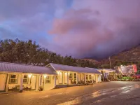 Gena's Sierra Inn and Restaurant LLC Hotels in Squaw Valley