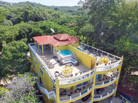 Villa Del Playa Penthouse #6