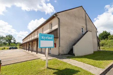 Kyriad Direct Auxerre - Appoigny Отели в г. Шамле