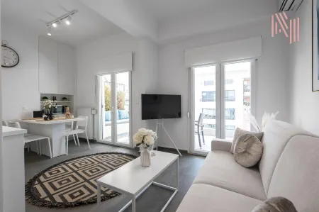 Lusso Bianco, Nilie Hospitality Mgmt Отели рядом с достопримечательностью «Monastery of Agia Theodora»