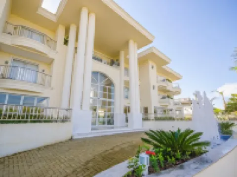 هوتل دورال غواروجا فنادق في کواروخا