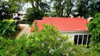 'Utu'One Bed & Breakfast Hotels near Deep Blue Diving