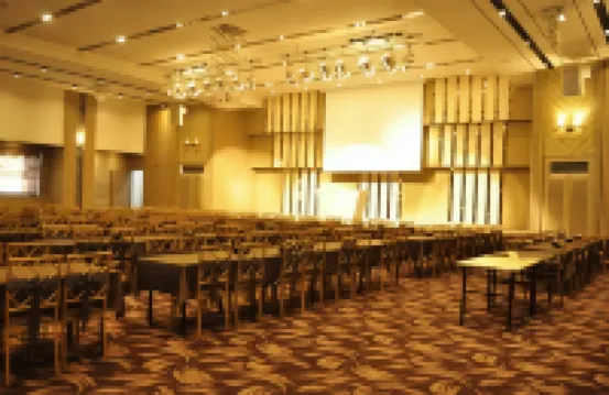Hyunjin Tourist Hotel