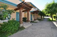 Marinwood Inn & Suites Hotels in Novato