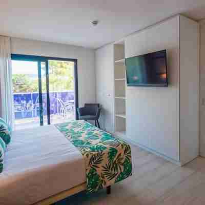 Golden Port Salou & Spa Rooms