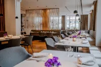 Hotel Deutsches Haus - breakfast