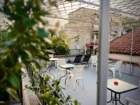 Budget Retreat Tirana & Studios - Bintang 2