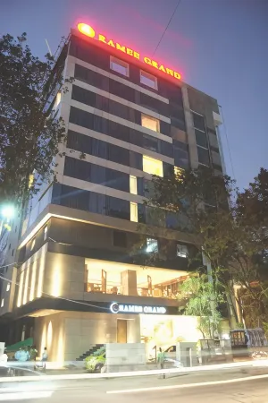 Ramee Grand Hotel and Spa, Pune Отели рядом с достопримечательностью «Шанивар Уода Форт»