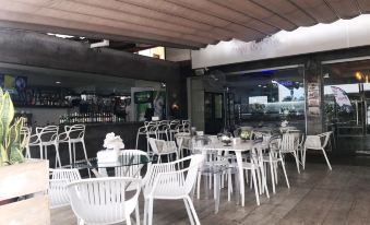 Plaza Real Resort