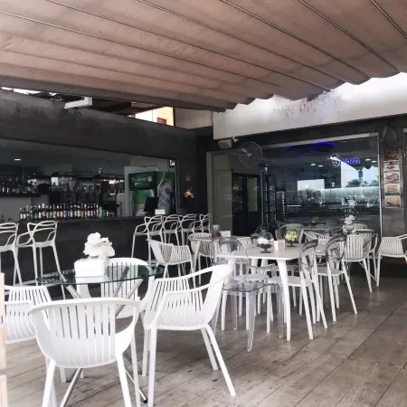 Plaza Real Resort
