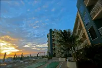 Shoreline Island Resort - Exclusively Adult - Beach