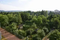 Mhost Bronowice Hotels in Gmina Wielka Wies