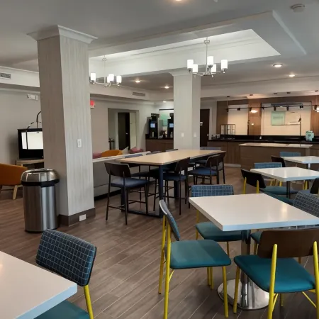 Garner Hotel Longview South by IHG