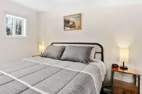 Quiet and Cozy getaway cabin in Hatcher Pass, Alaska; 15 min. from Palmer!