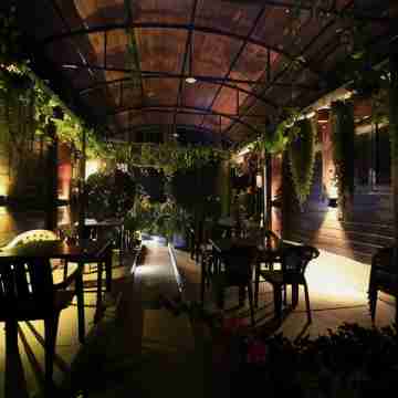 SAL Riviera Hotel Exterior