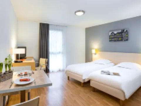 อพาร์ทโฮเทล อาดาจิโอ แอคเซส ฤณเนส ซองตร์ โรงแรมในแรนส์