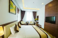 Grand Hotel - بار