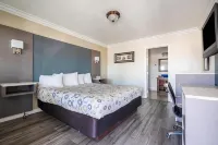 Solaire Inn & Suites Hotels in Orcutt