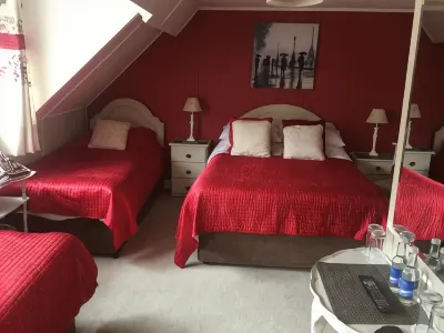 Ship Inn Hotels in Pentewan Valley