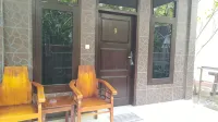 Kusuka Bungalow - 2-Star