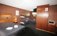 Melaleuca Lodge Beaconsfield Hotel a Cranbourne