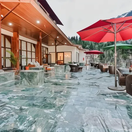 Hotel Snowcrests Manor